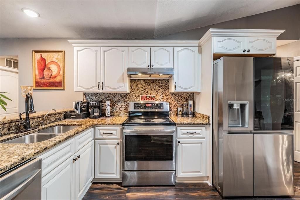 For Sale: $435,000 (4 beds, 2 baths, 2116 Square Feet)