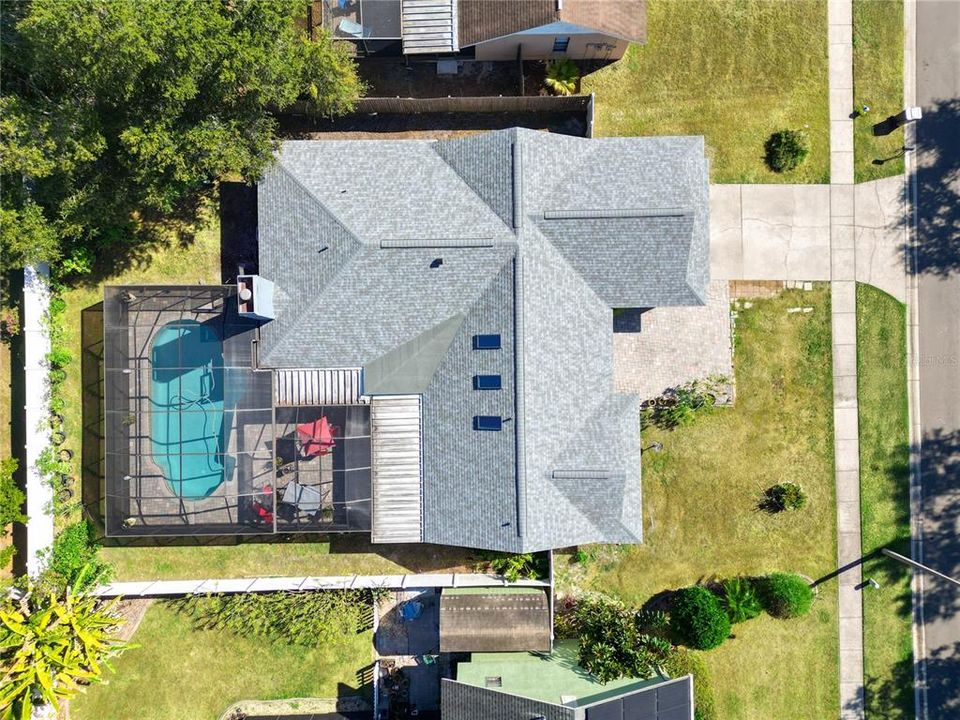 For Sale: $435,000 (4 beds, 2 baths, 2116 Square Feet)