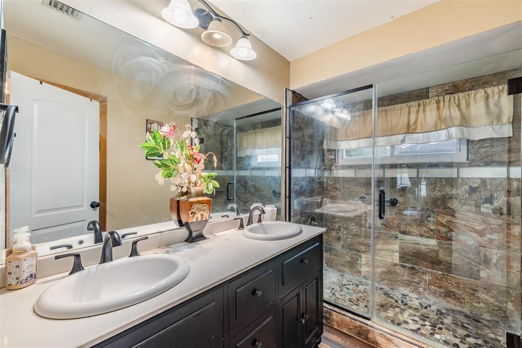 For Sale: $435,000 (4 beds, 2 baths, 2116 Square Feet)