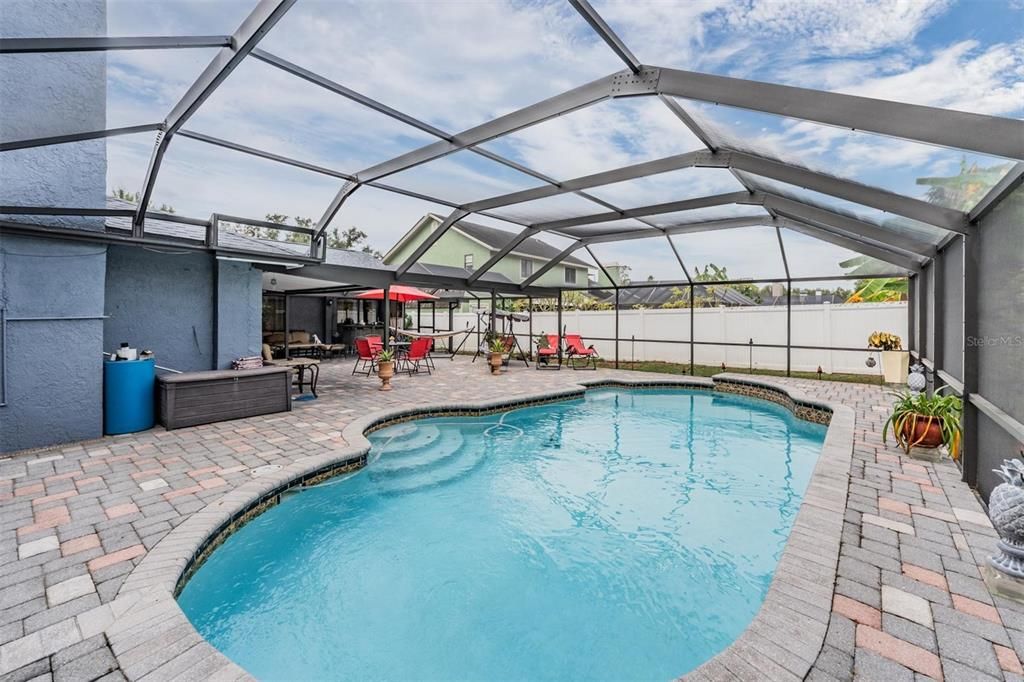 For Sale: $435,000 (4 beds, 2 baths, 2116 Square Feet)