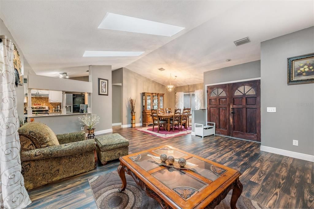 For Sale: $435,000 (4 beds, 2 baths, 2116 Square Feet)