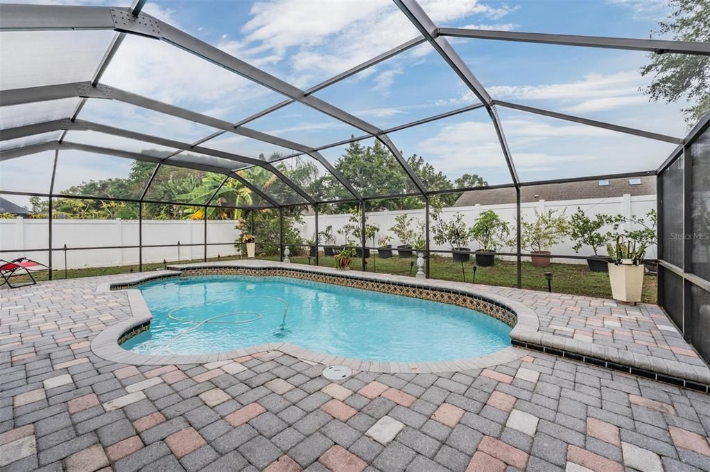 For Sale: $435,000 (4 beds, 2 baths, 2116 Square Feet)