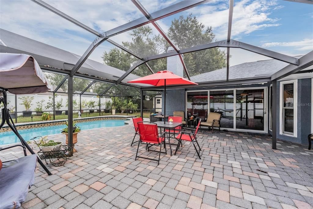 For Sale: $435,000 (4 beds, 2 baths, 2116 Square Feet)