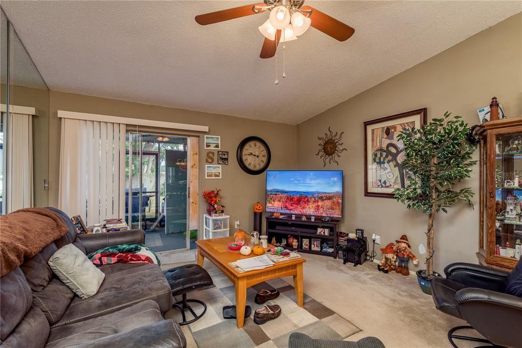 For Sale: $689,900 (6 beds, 0 baths, 2656 Square Feet)