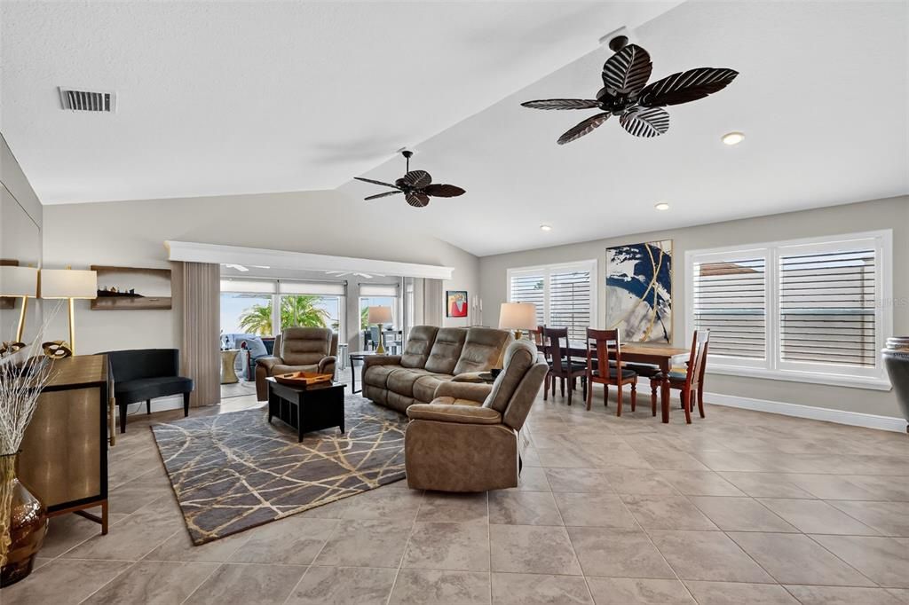 For Sale: $625,000 (3 beds, 2 baths, 1806 Square Feet)