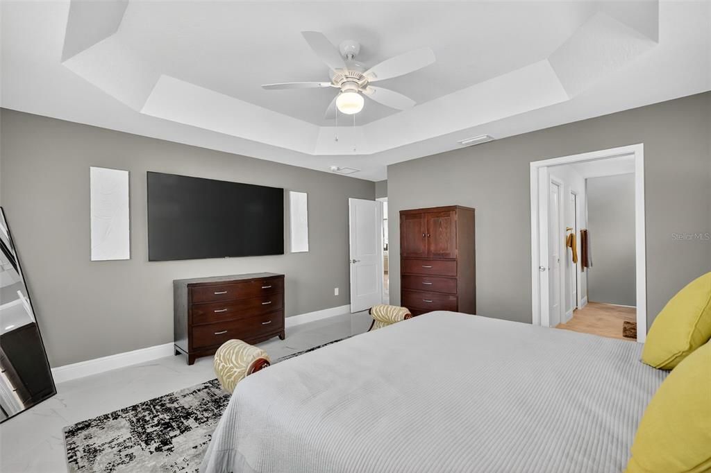 For Sale: $625,000 (3 beds, 2 baths, 1806 Square Feet)