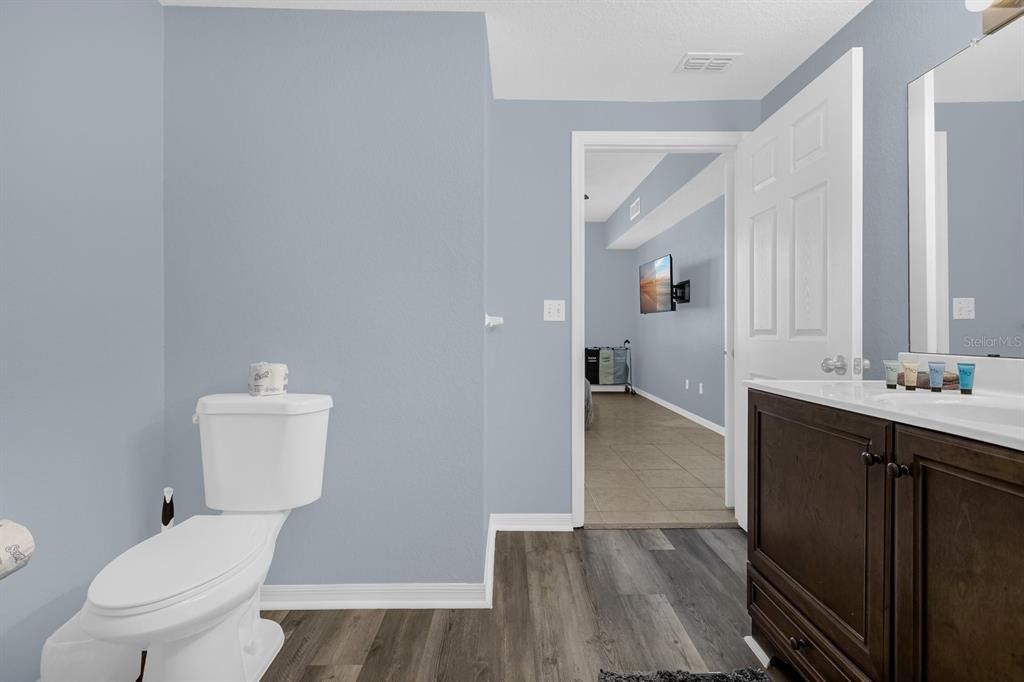 В аренду: $2,400 (4 спален, 3 ванн, 1470 Квадратных фут)