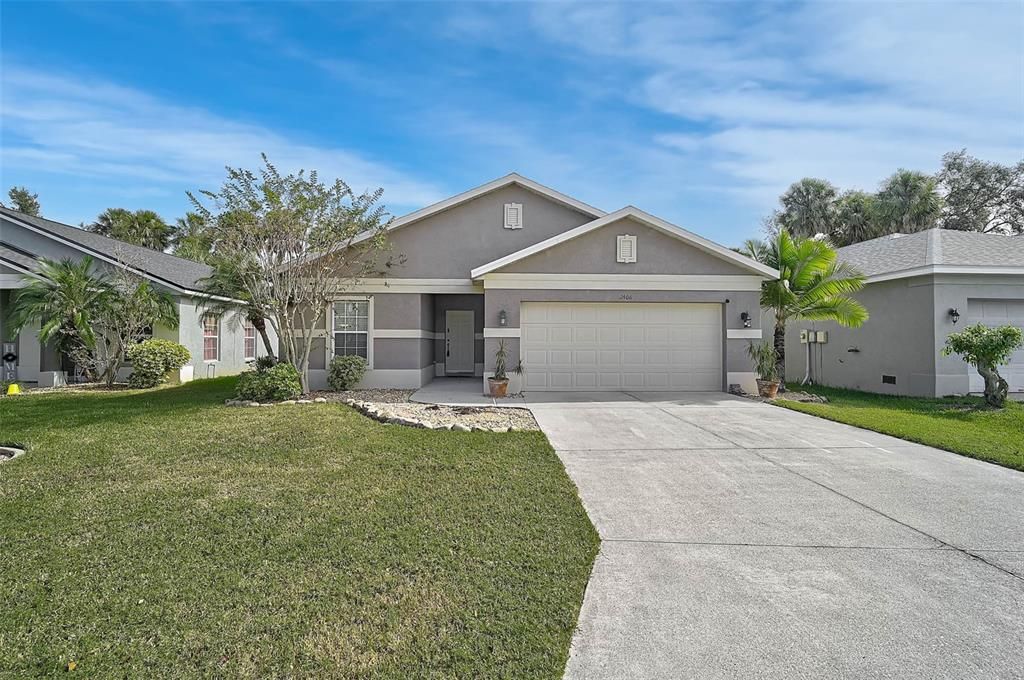 For Sale: $339,900 (3 beds, 2 baths, 1767 Square Feet)