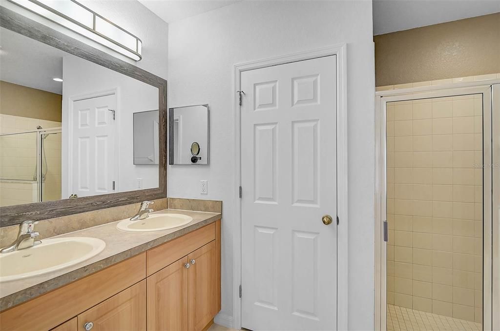 For Sale: $339,900 (3 beds, 2 baths, 1767 Square Feet)