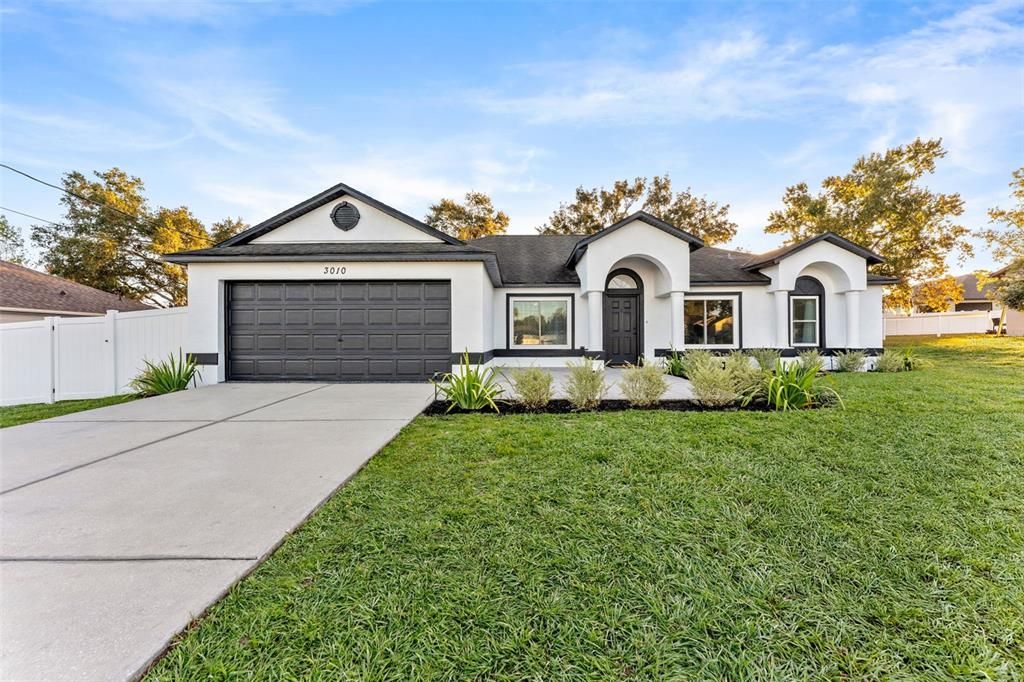 待售: $355,000 (3 贝兹, 2 浴室, 1978 平方英尺)