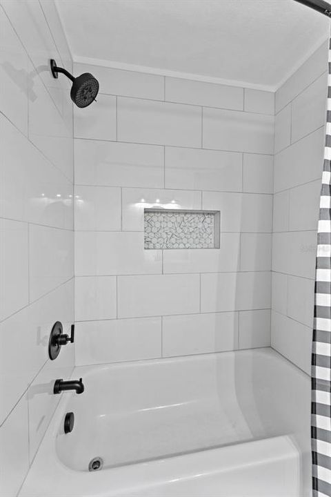 待售: $355,000 (3 贝兹, 2 浴室, 1978 平方英尺)