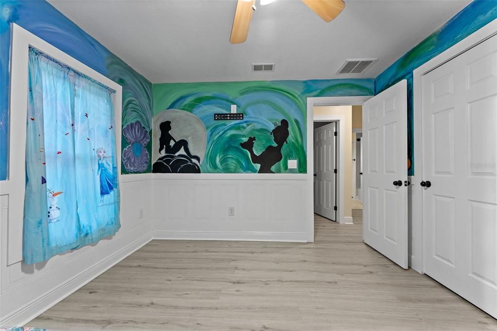 待售: $355,000 (3 贝兹, 2 浴室, 1978 平方英尺)