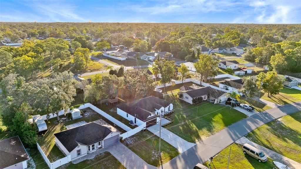 待售: $355,000 (3 贝兹, 2 浴室, 1978 平方英尺)