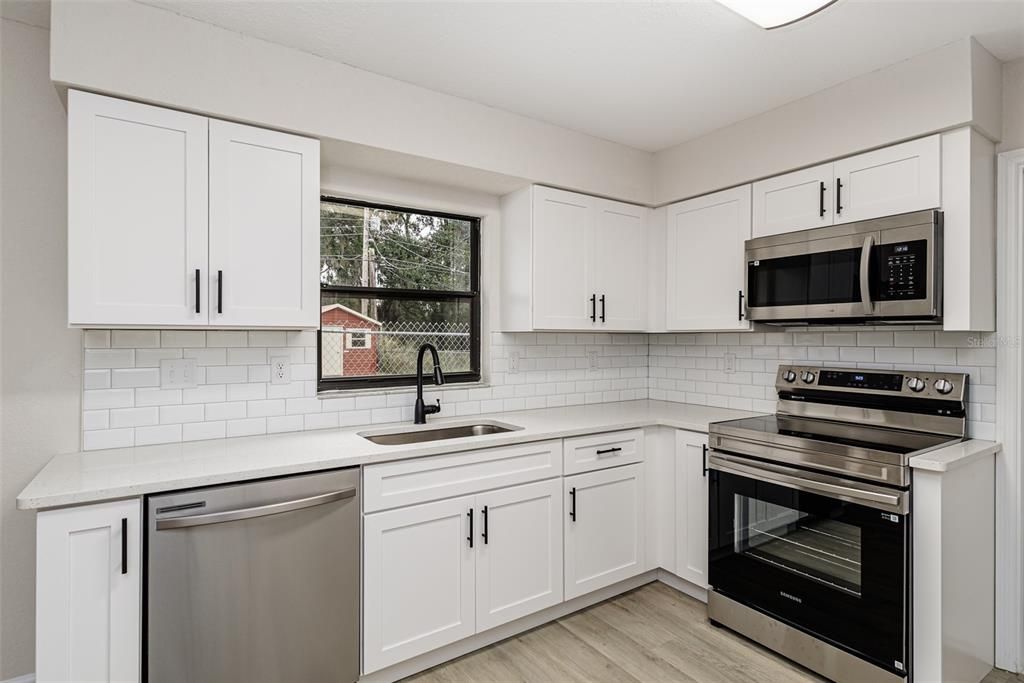 For Sale: $289,950 (3 beds, 2 baths, 1360 Square Feet)