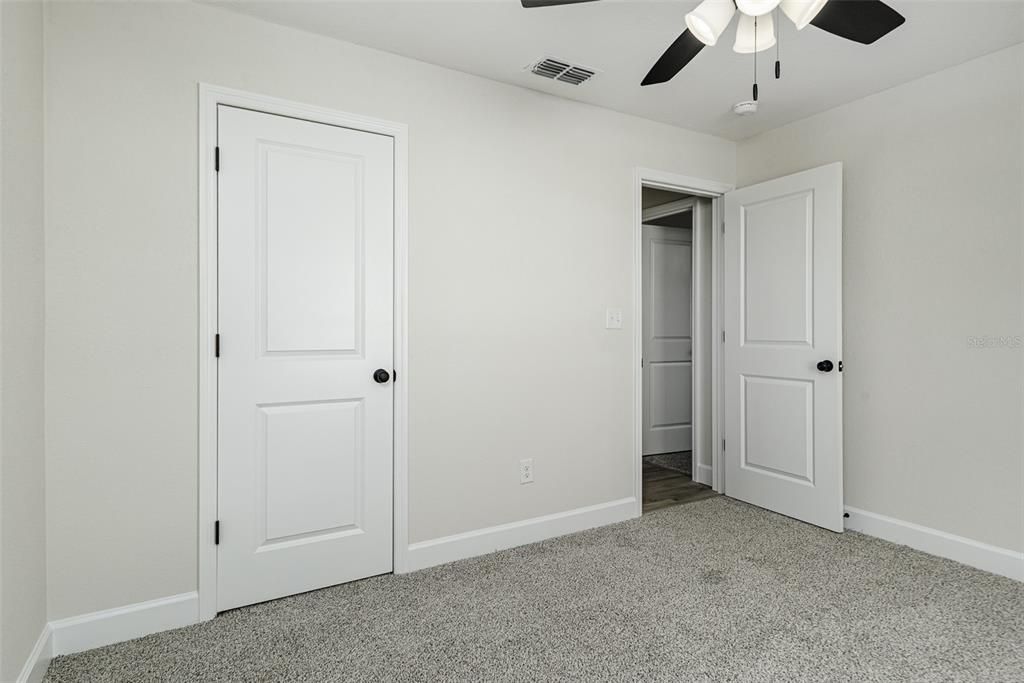 For Sale: $289,950 (3 beds, 2 baths, 1360 Square Feet)