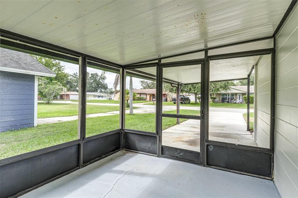 For Sale: $289,950 (3 beds, 2 baths, 1360 Square Feet)