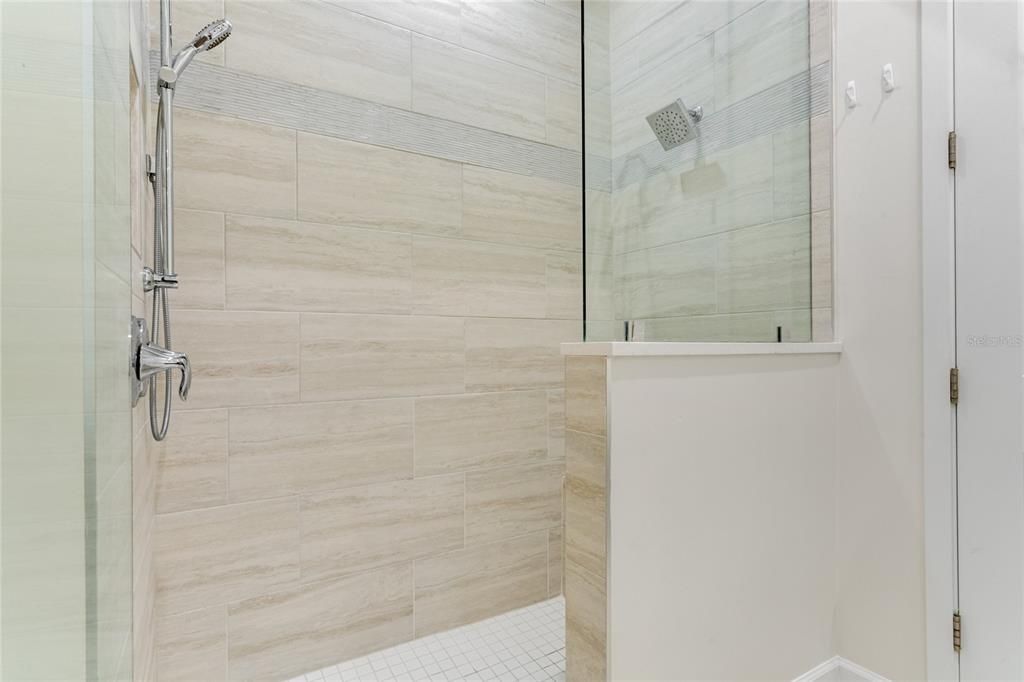 For Sale: $1,289,000 (3 beds, 3 baths, 2938 Square Feet)