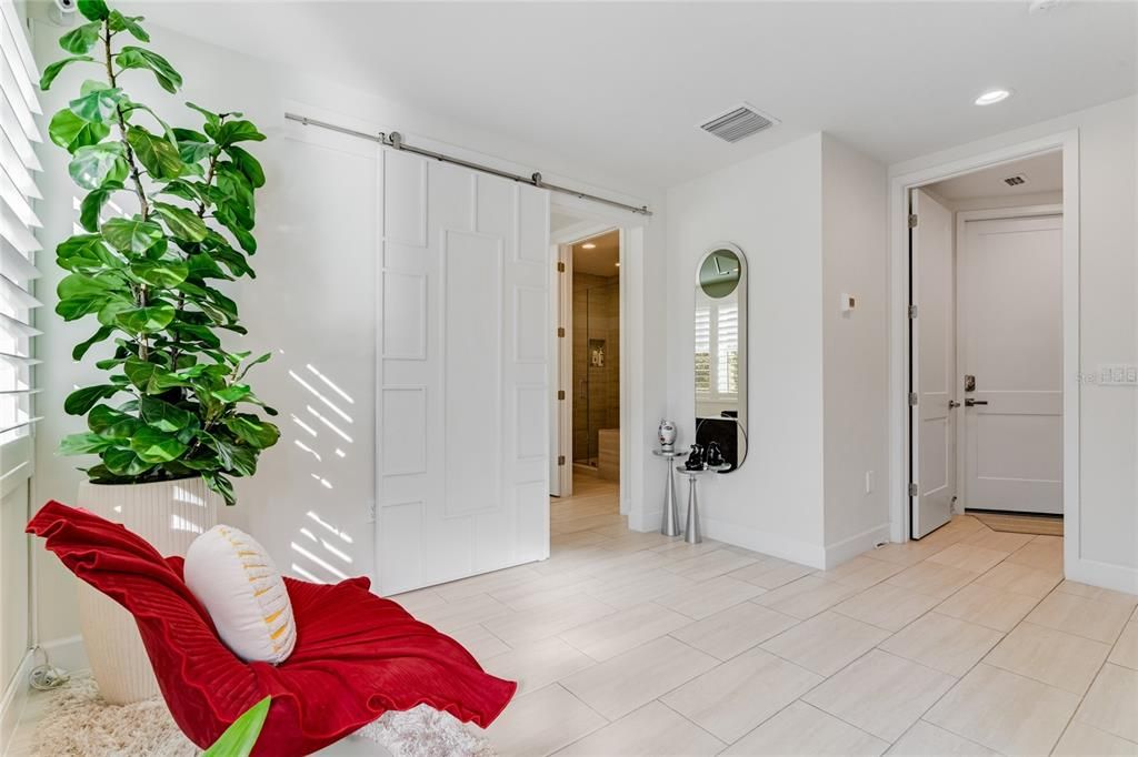 For Sale: $1,289,000 (3 beds, 3 baths, 2938 Square Feet)