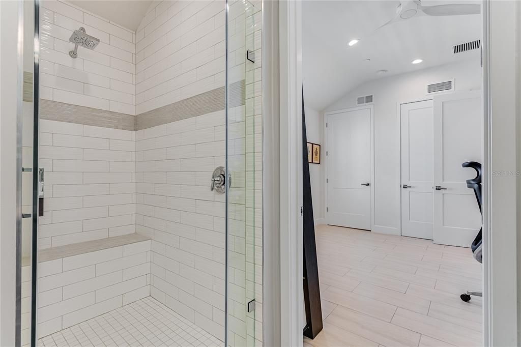 For Sale: $1,289,000 (3 beds, 3 baths, 2938 Square Feet)