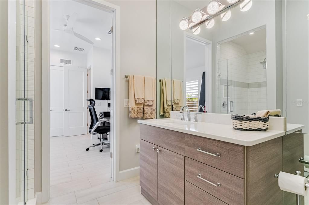 For Sale: $1,289,000 (3 beds, 3 baths, 2938 Square Feet)