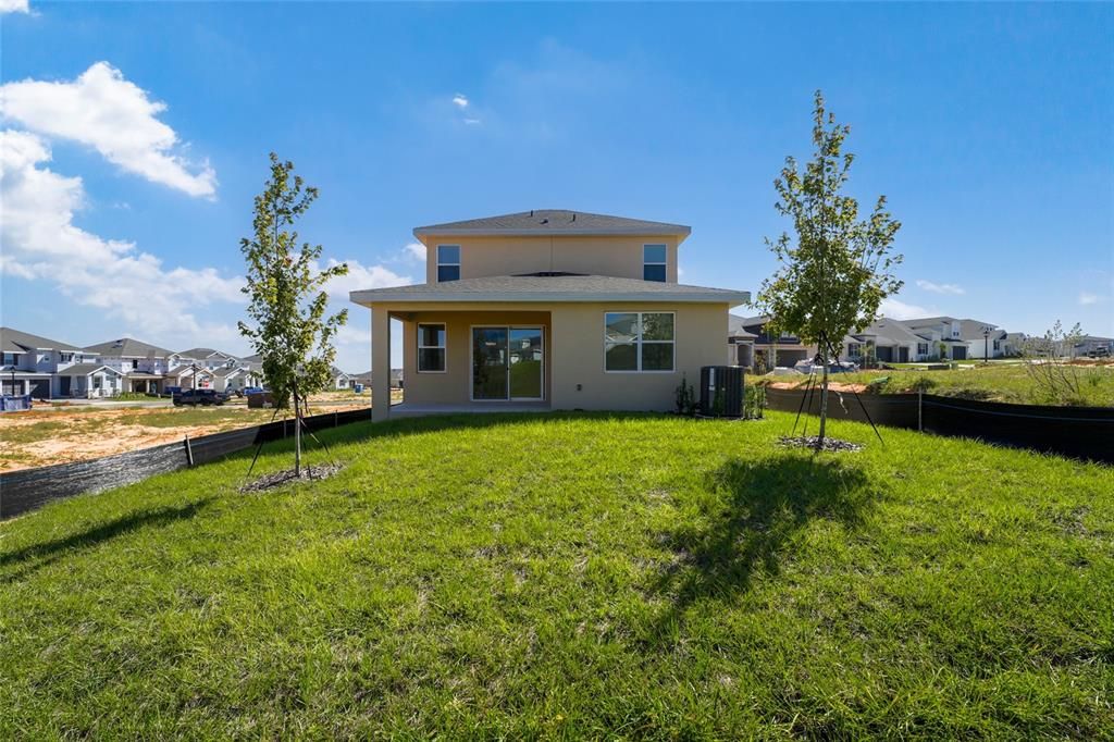 For Rent: $3,100 (4 beds, 2 baths, 1956 Square Feet)