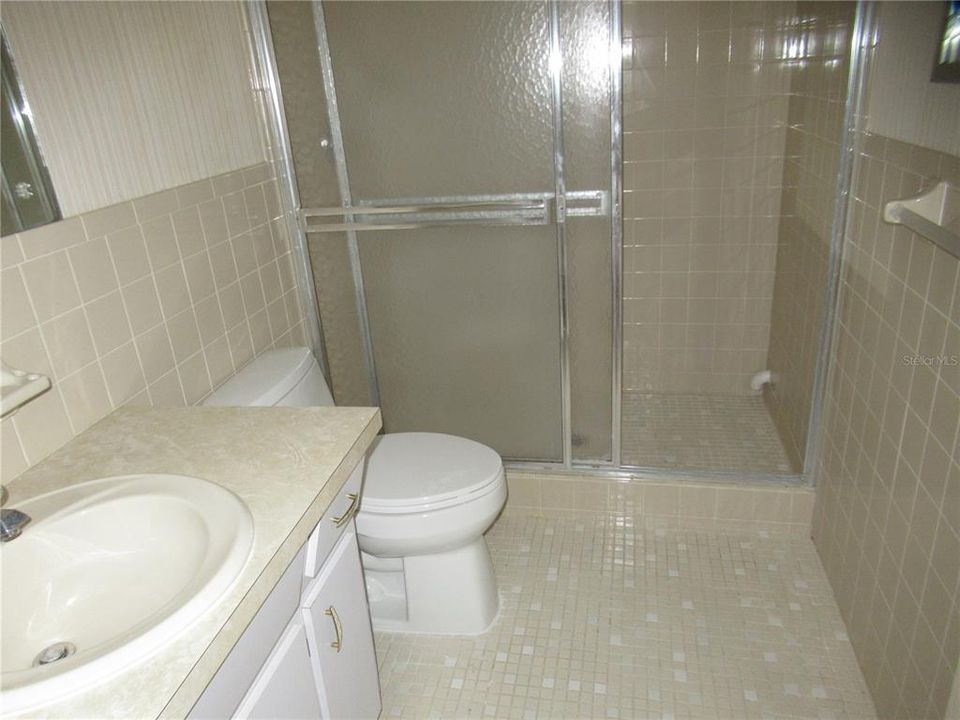 出租: $1,700 (2 贝兹, 2 浴室, 1400 平方英尺)