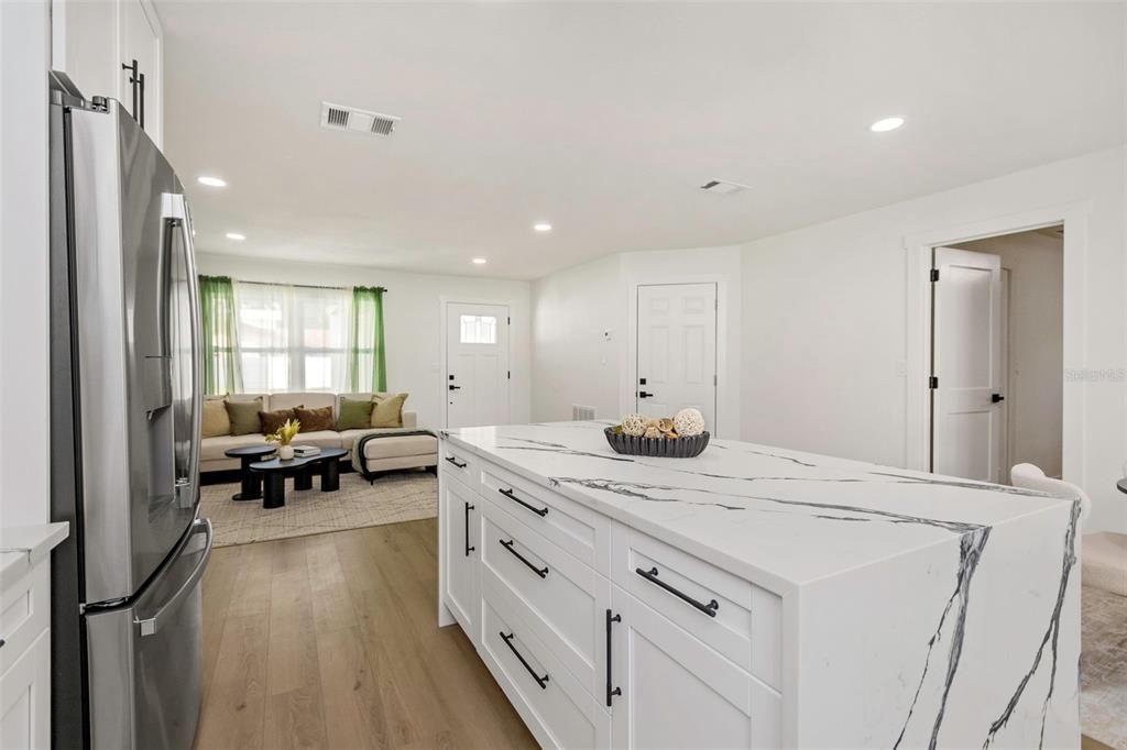 Active With Contract: $465,000 (4 beds, 2 baths, 1425 Square Feet)
