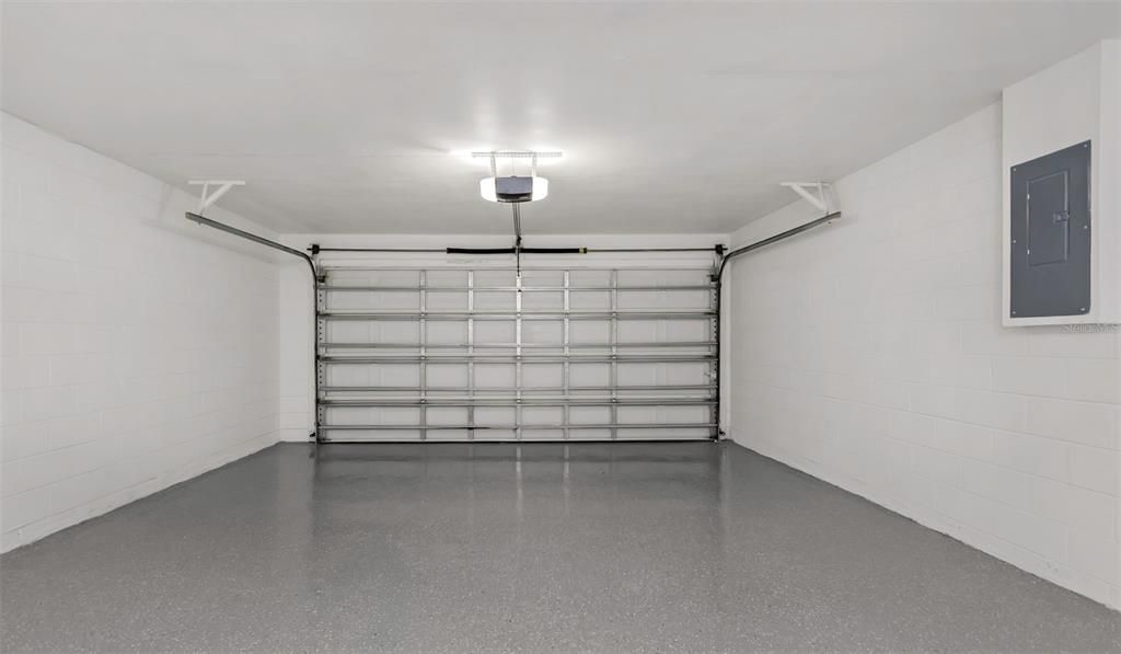 Active With Contract: $465,000 (4 beds, 2 baths, 1425 Square Feet)