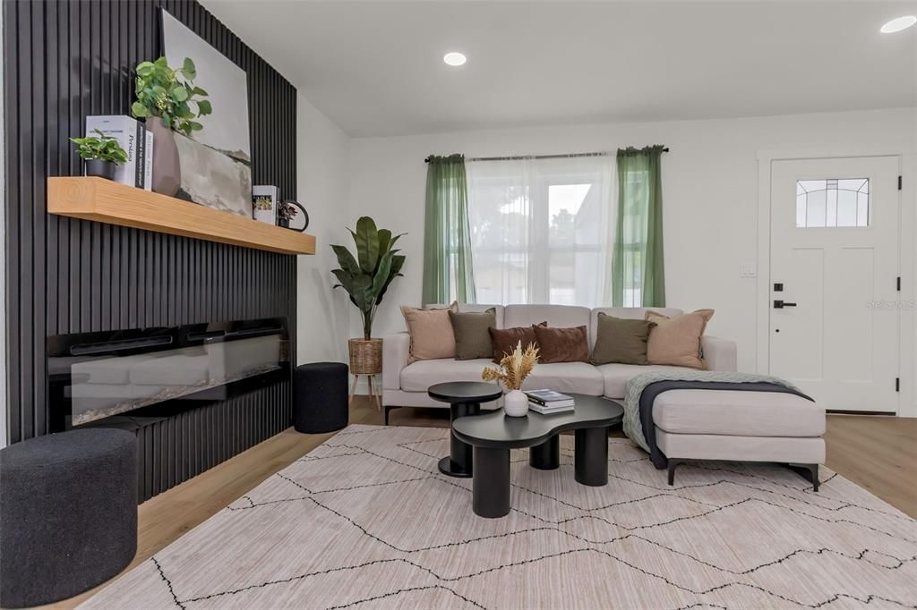 Active With Contract: $465,000 (4 beds, 2 baths, 1425 Square Feet)