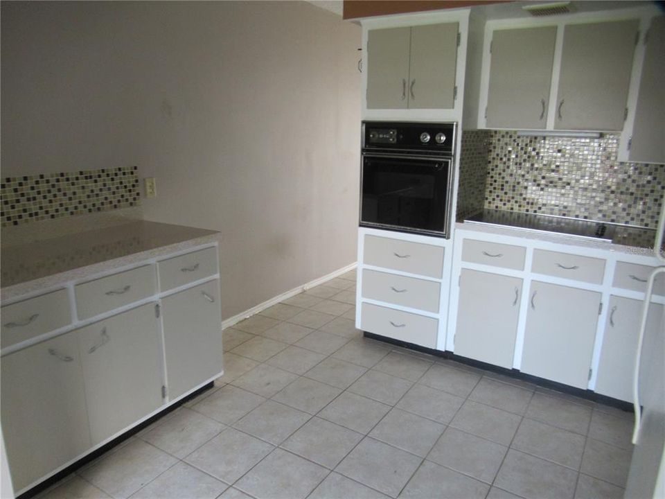 For Rent: $1,650 (2 beds, 2 baths, 1100 Square Feet)