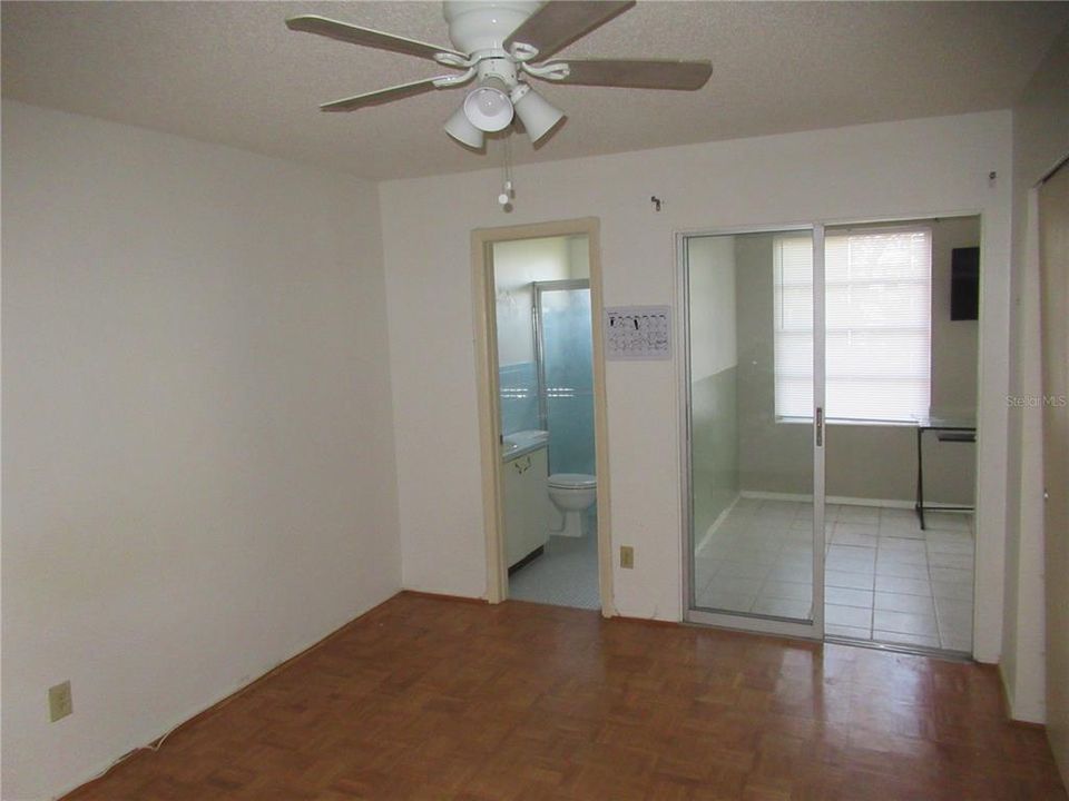 For Rent: $1,650 (2 beds, 2 baths, 1100 Square Feet)