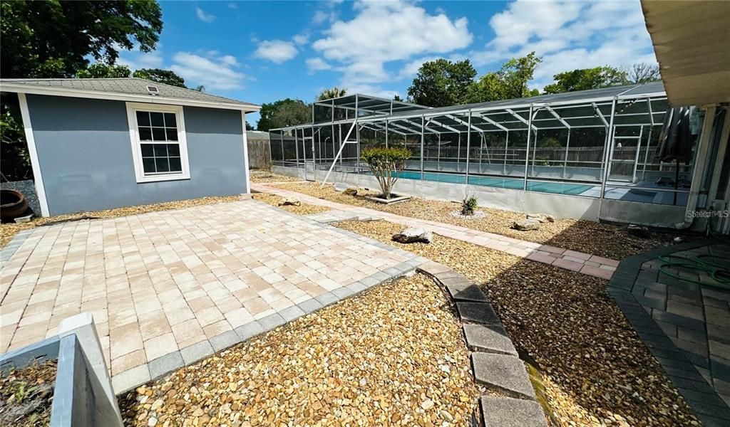 Active With Contract: $430,000 (4 beds, 2 baths, 2410 Square Feet)