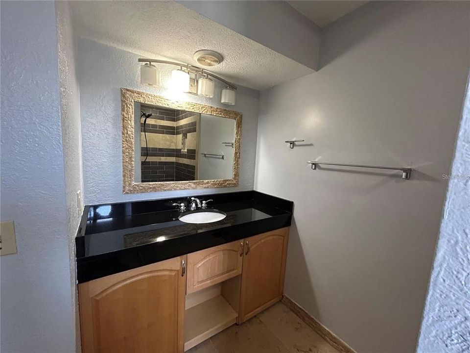 Active With Contract: $430,000 (4 beds, 2 baths, 2410 Square Feet)