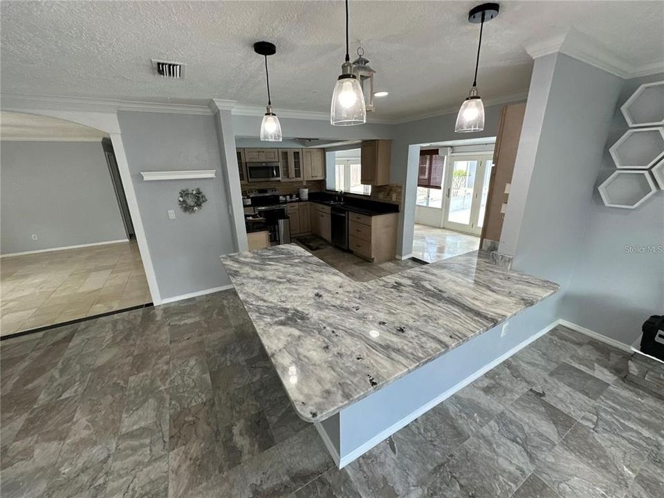 Active With Contract: $430,000 (4 beds, 2 baths, 2410 Square Feet)