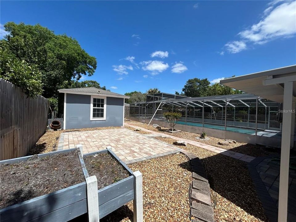 Active With Contract: $430,000 (4 beds, 2 baths, 2410 Square Feet)