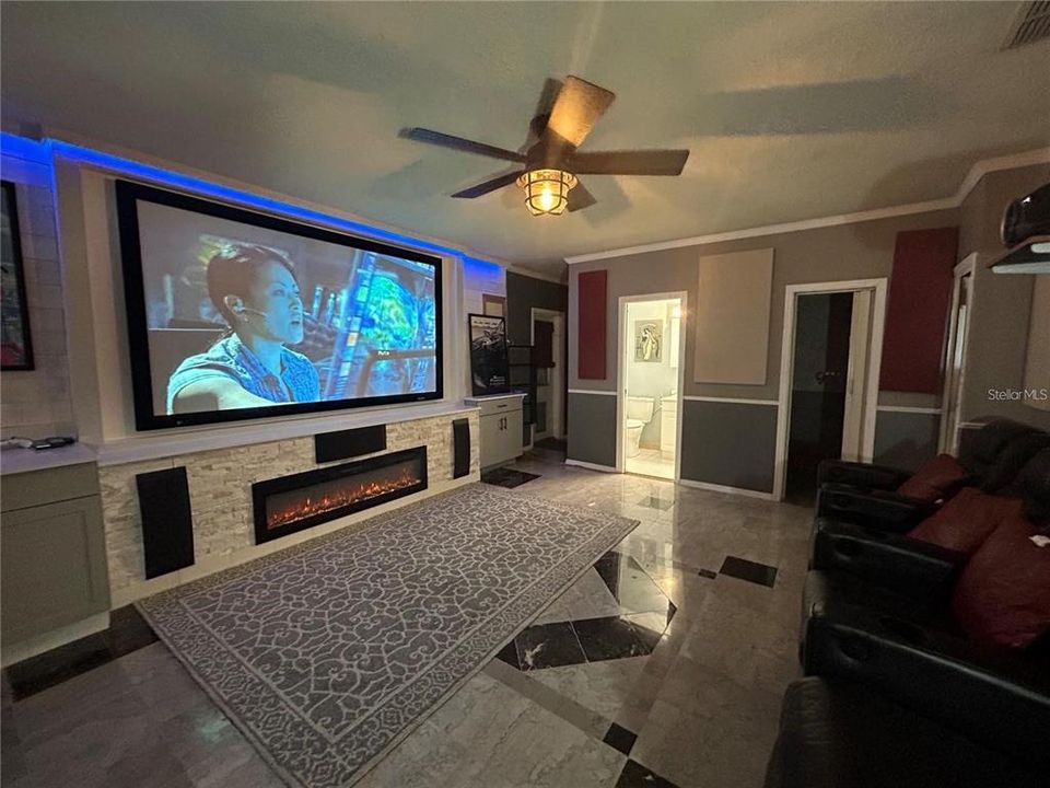 Active With Contract: $430,000 (4 beds, 2 baths, 2410 Square Feet)