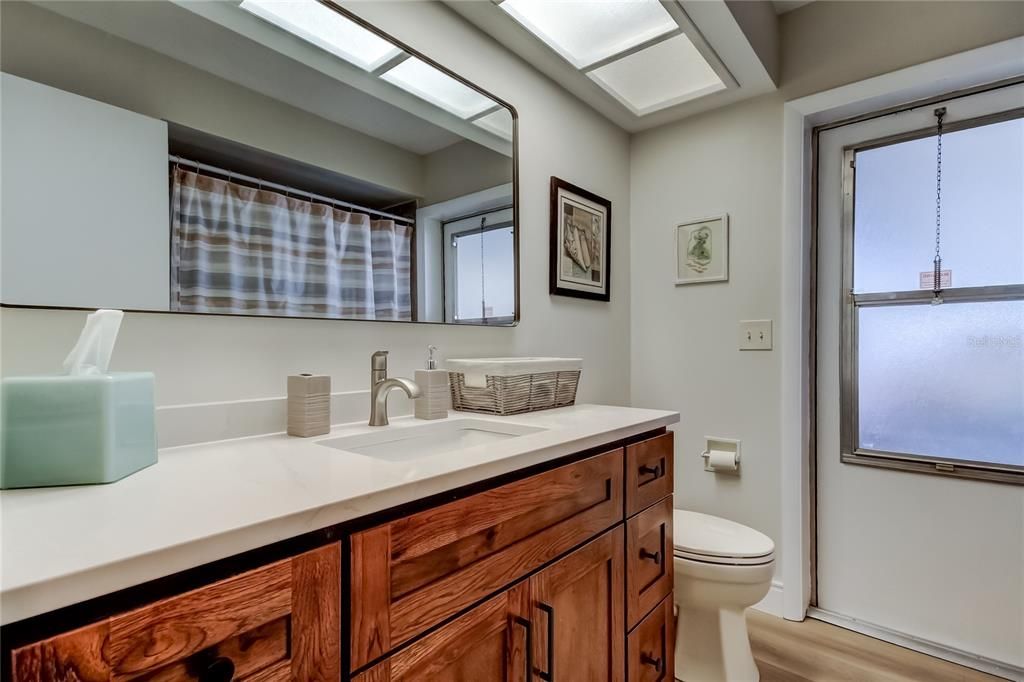 For Rent: $5,000 (4 beds, 2 baths, 1878 Square Feet)