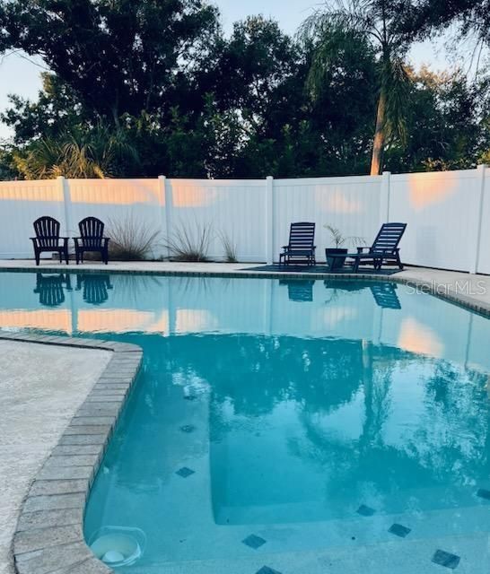 For Rent: $5,000 (4 beds, 2 baths, 1878 Square Feet)