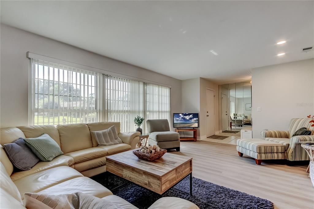 For Rent: $5,000 (4 beds, 2 baths, 1878 Square Feet)