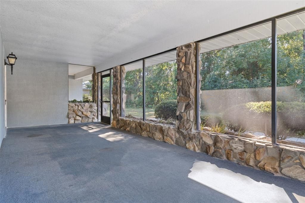 На продажу: $195,000 (2 спален, 2 ванн, 1106 Квадратных фут)