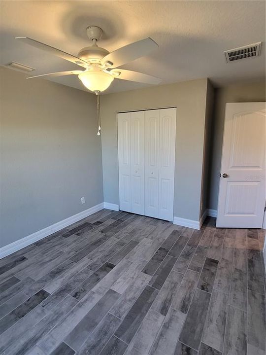 For Rent: $1,900 (3 beds, 2 baths, 1607 Square Feet)