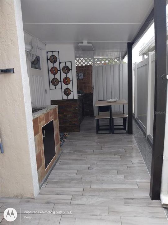 合同活跃: $470,000 (3 贝兹, 2 浴室, 1130 平方英尺)