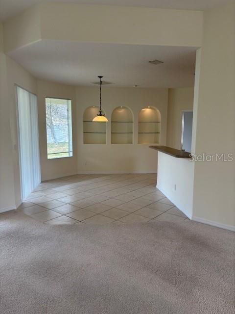 En Renta: $2,500 (4 camas, 2 baños, 2217 Pies cuadrados)