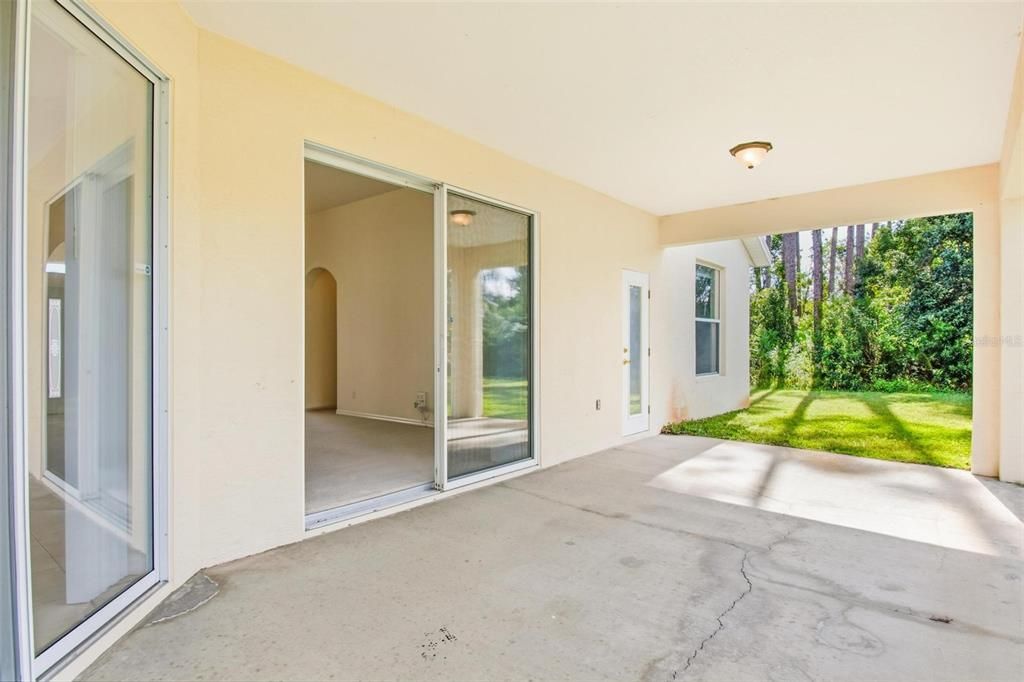 En Renta: $2,500 (4 camas, 2 baños, 2217 Pies cuadrados)