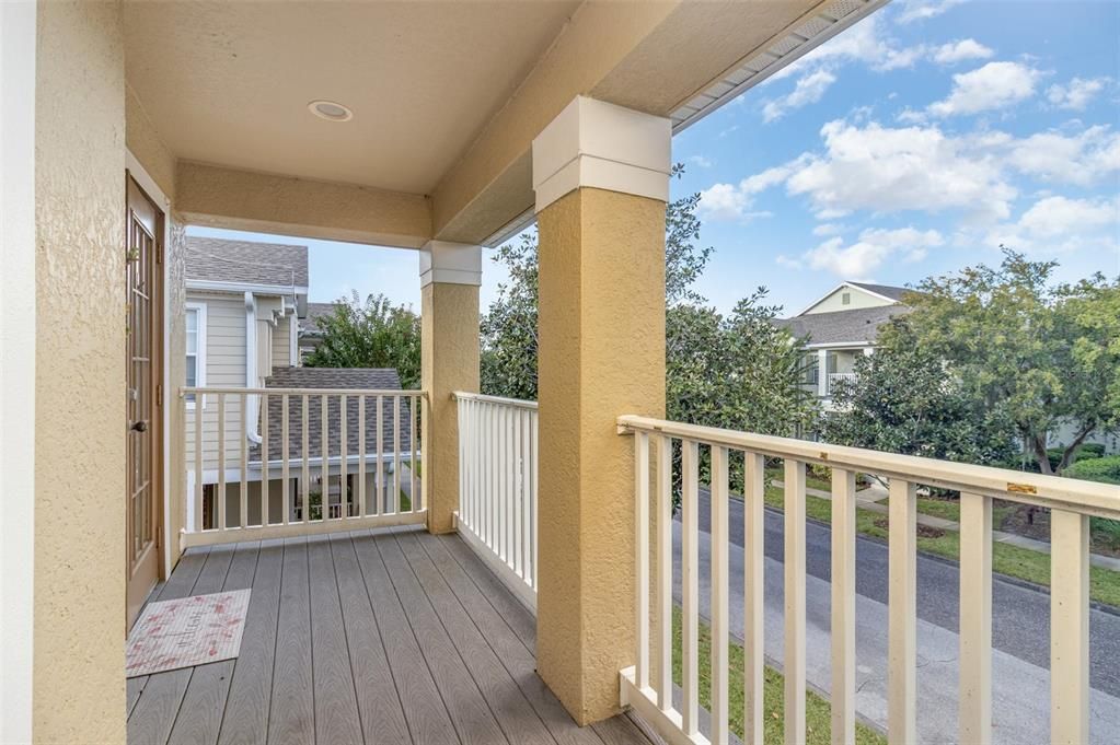 Active With Contract: $285,000 (3 beds, 2 baths, 1855 Square Feet)