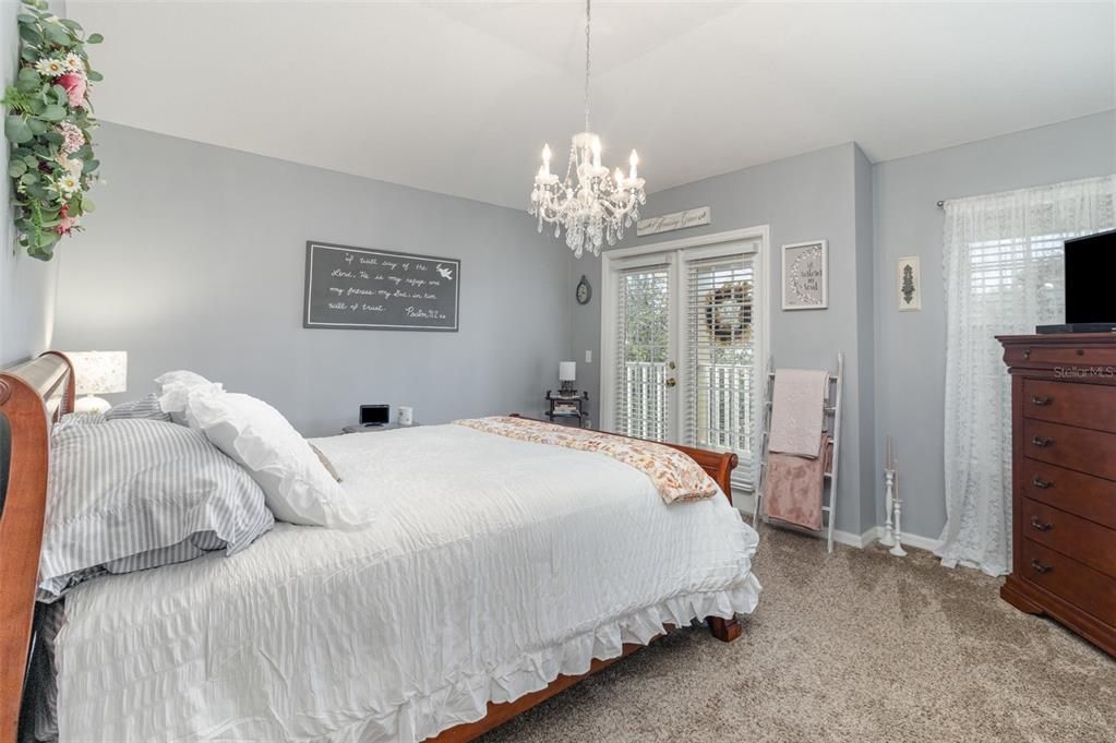 Active With Contract: $285,000 (3 beds, 2 baths, 1855 Square Feet)