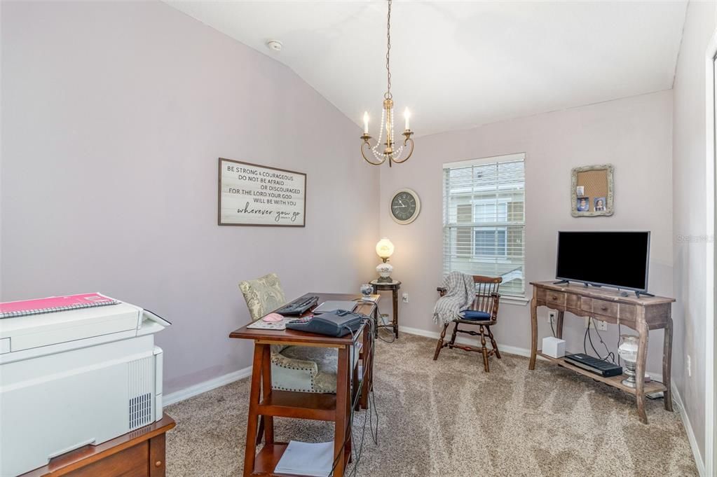 Active With Contract: $285,000 (3 beds, 2 baths, 1855 Square Feet)