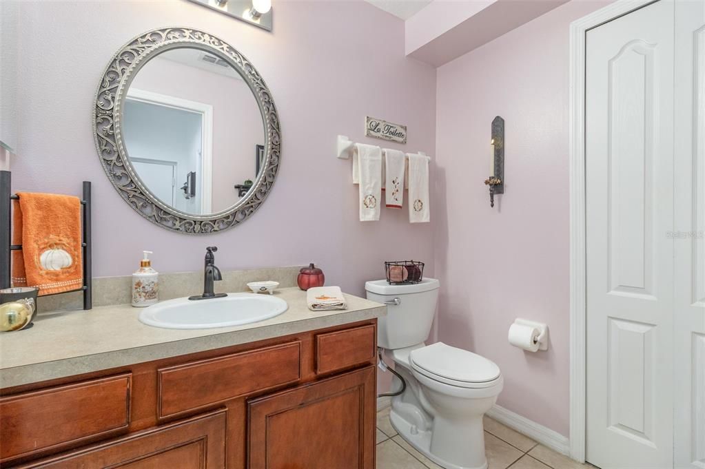 Active With Contract: $285,000 (3 beds, 2 baths, 1855 Square Feet)