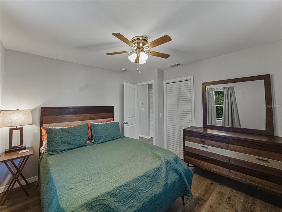 For Sale: $234,900 (2 beds, 1 baths, 840 Square Feet)