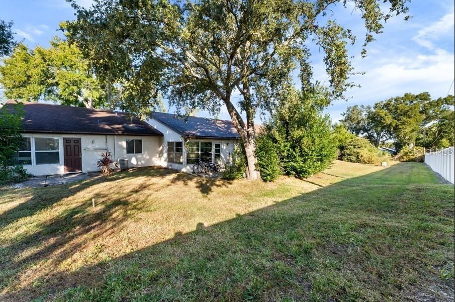 For Rent: $1,750 (2 beds, 2 baths, 1030 Square Feet)